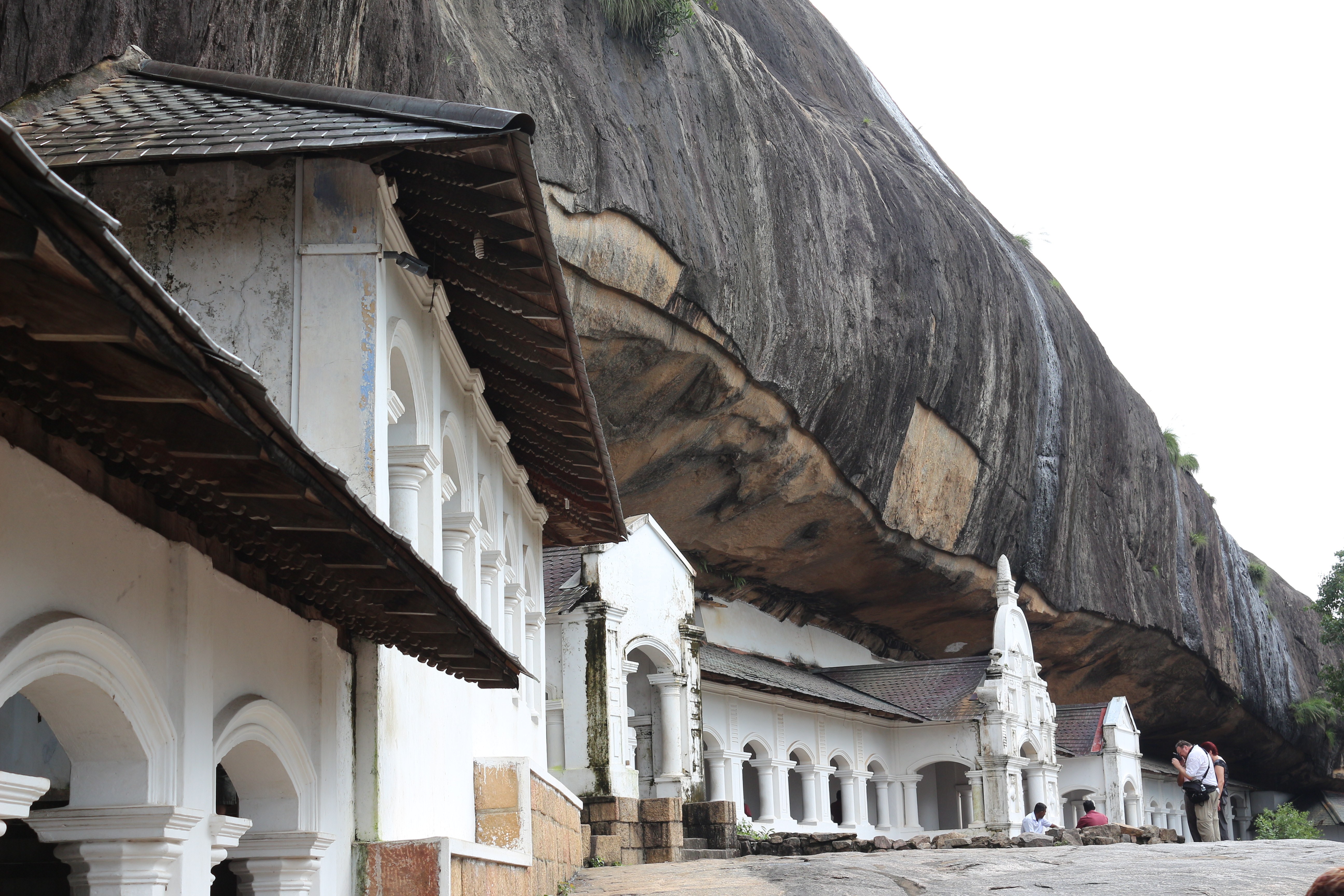 Dambulla Cave Temple exterior
